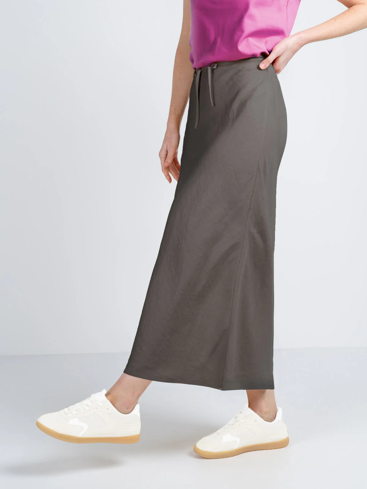 Bias Cut Linen Skirt - Image 15
