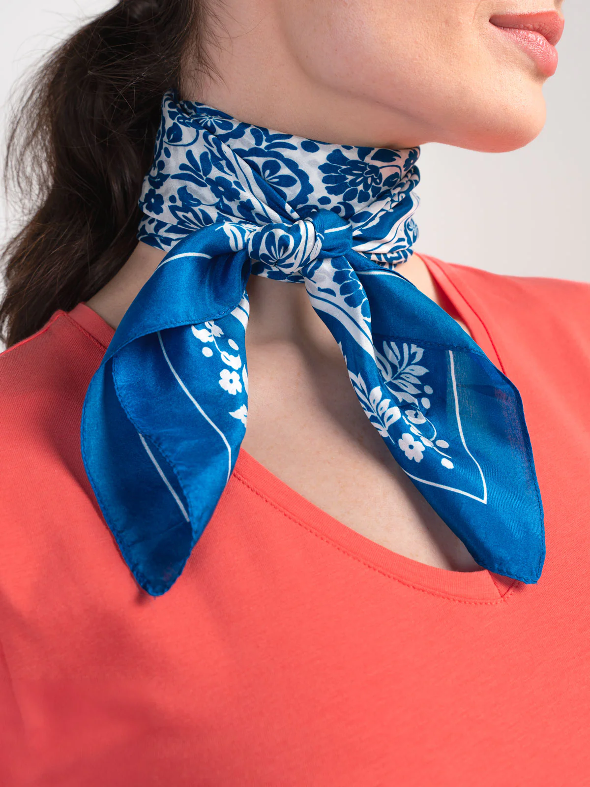 Border Floral Print Scarf - Image 9