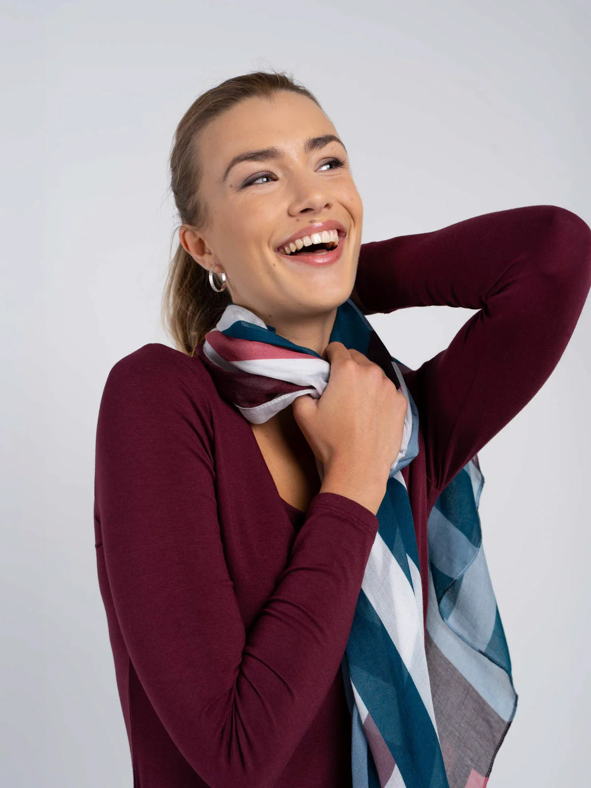 Broken Stripe Scarf - Image 8