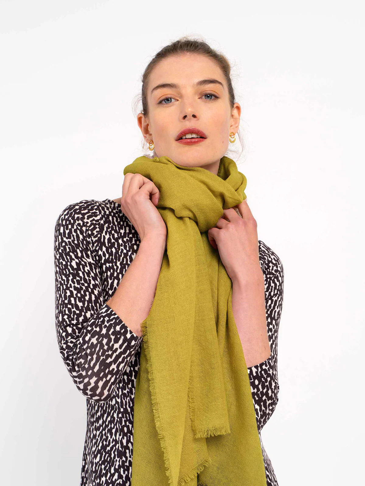 Cashmere Gauze Stole - Image 51