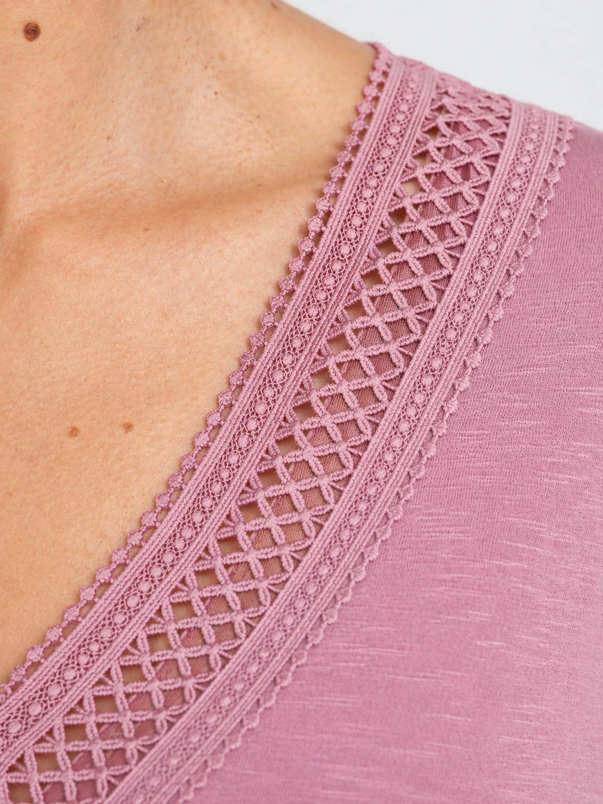 Crochet Trim Jersey Slub Top - Image 3