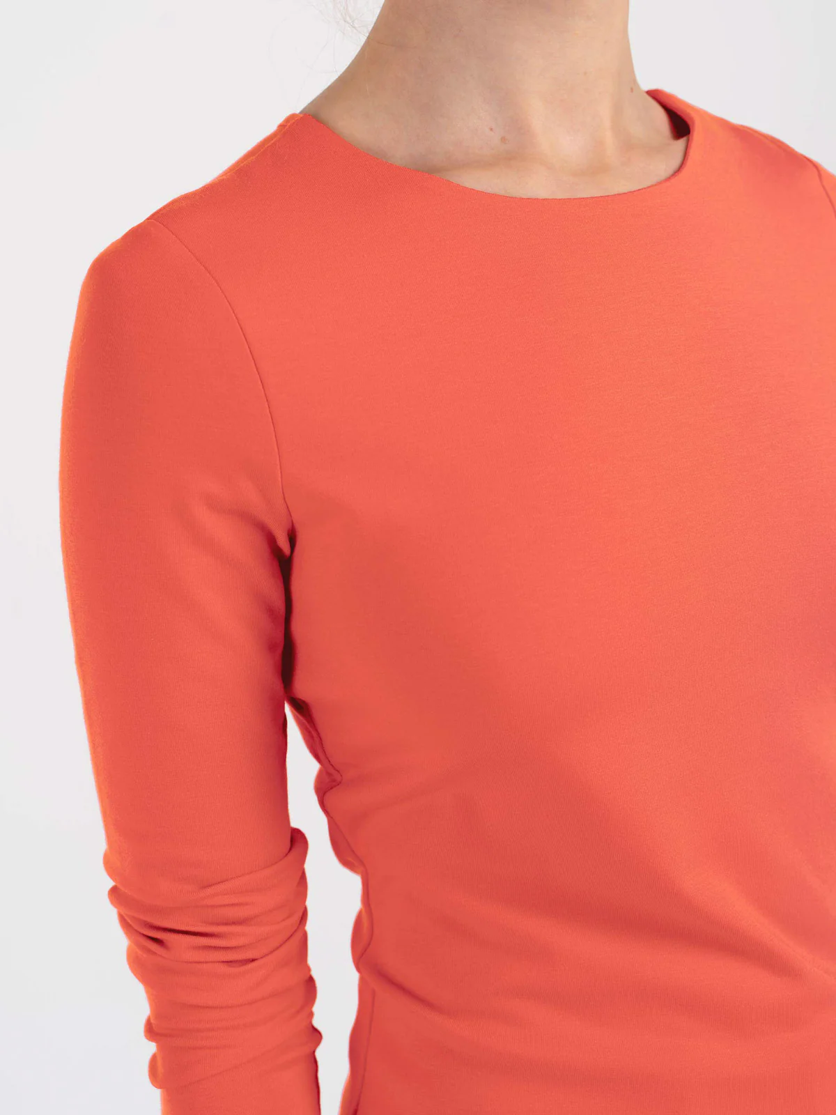 Darcey Crew Long Sleeve - Image 12