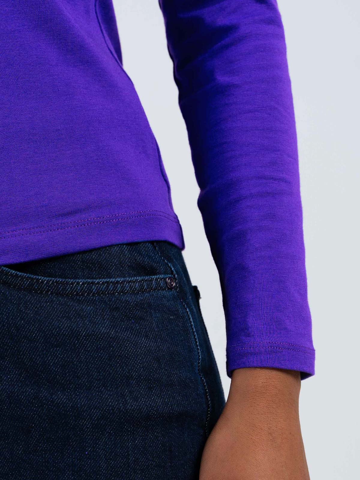 Darcey Crew Long Sleeve - Image 25