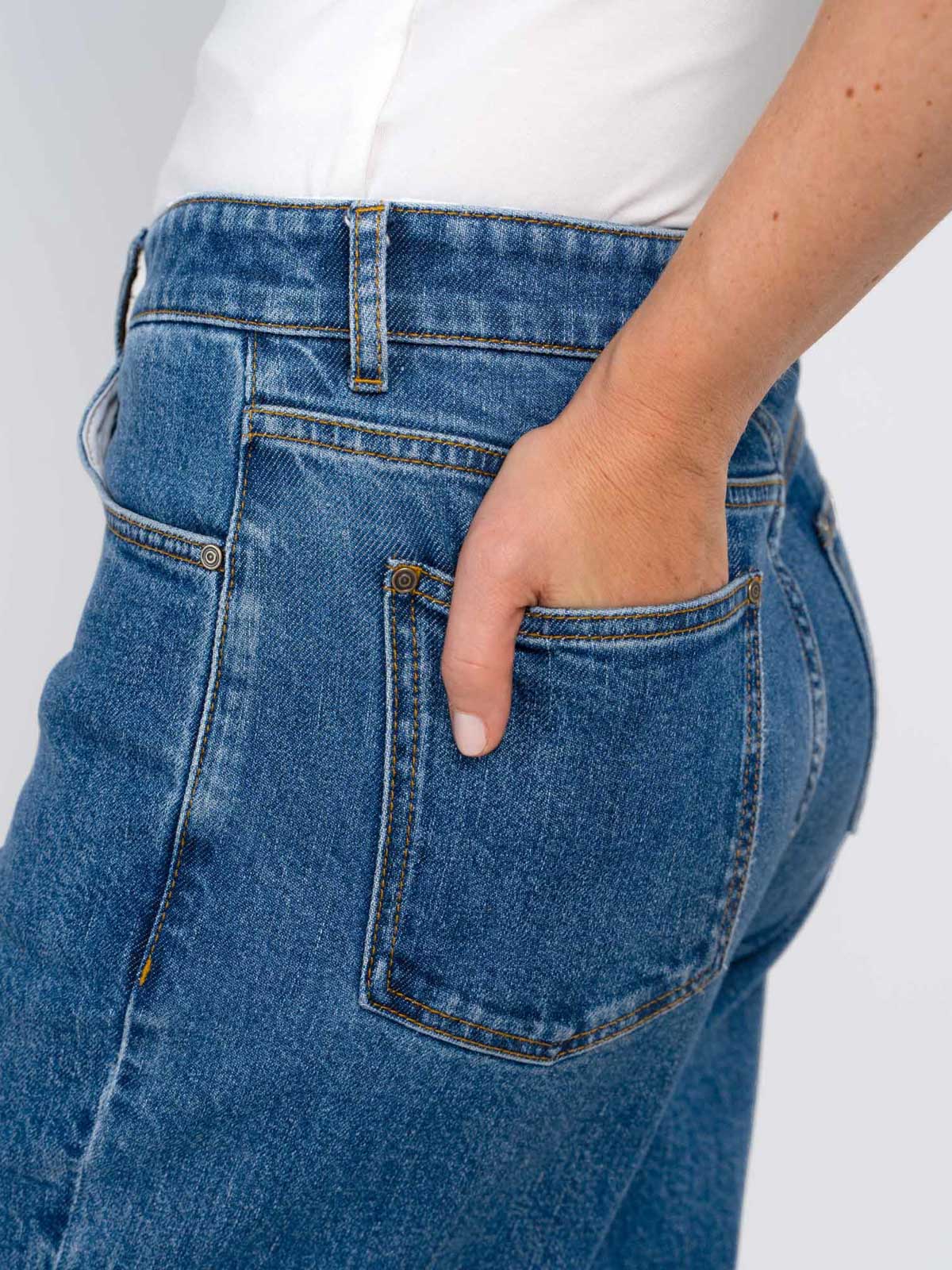 Darla Boyfriend Jeans - Image 17