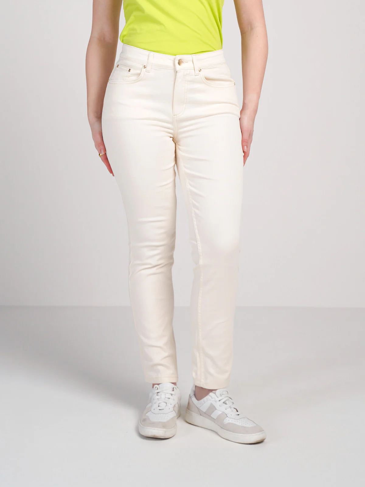 Darla Comfort Straight Leg Jeans - Image 5