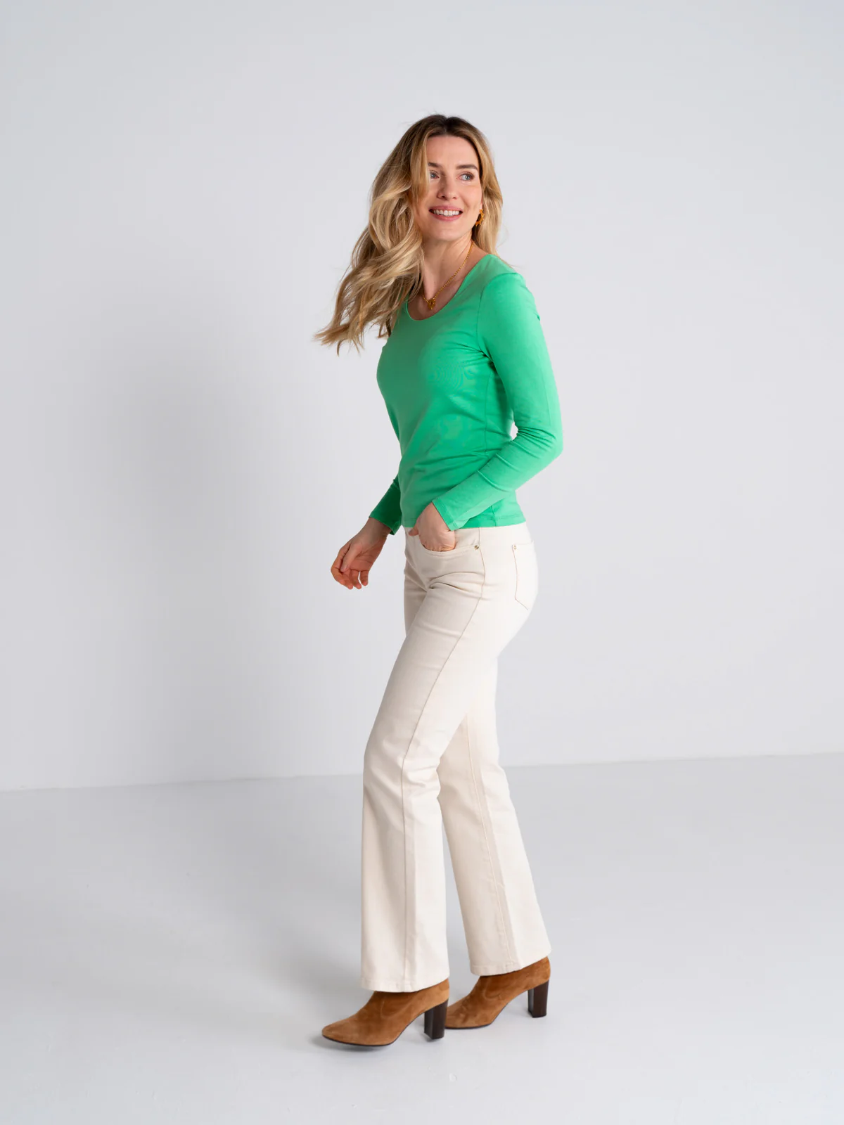 Darla Original Stretch Bootcut Jean - Image 3