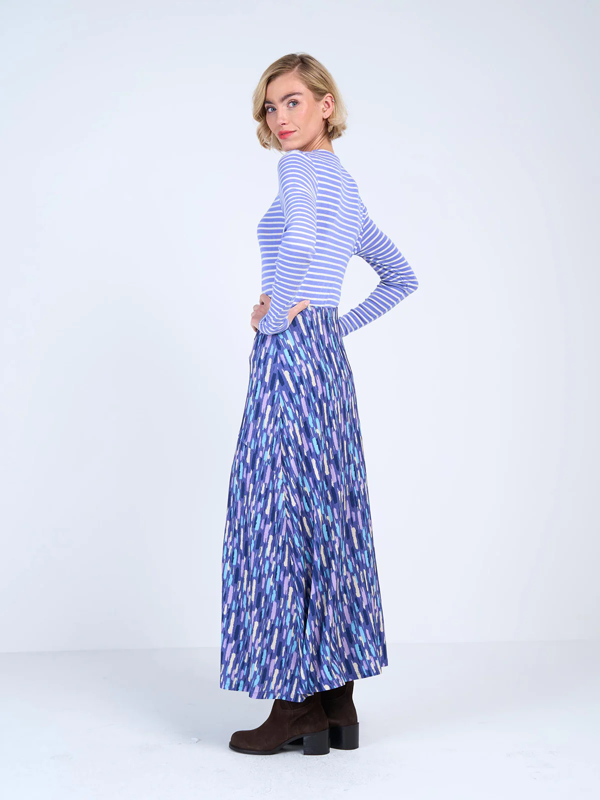 Dash Print Maxi Skirt - Image 13