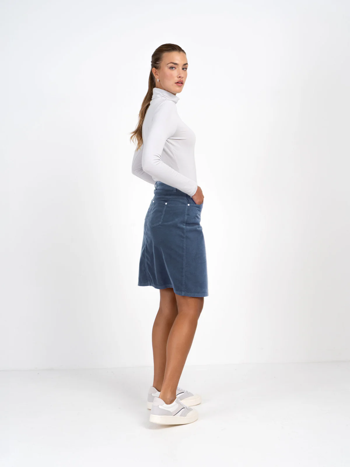 Jamie Cord Knee Length Skirt - Image 21