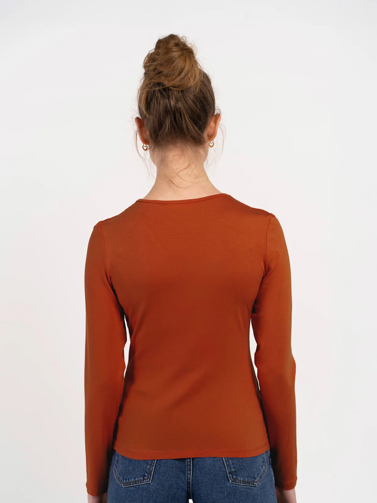 Jodi V Neck - Image 10