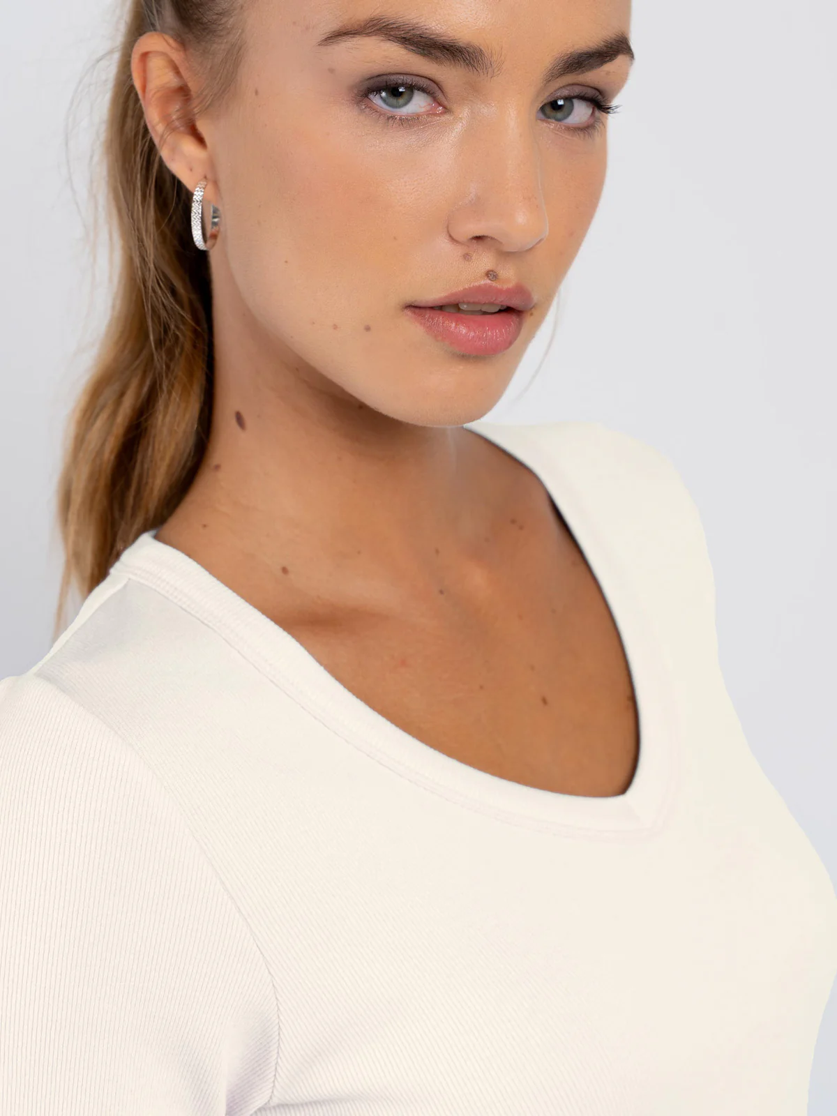 Long Sleeve Cotton Rib V - Image 41