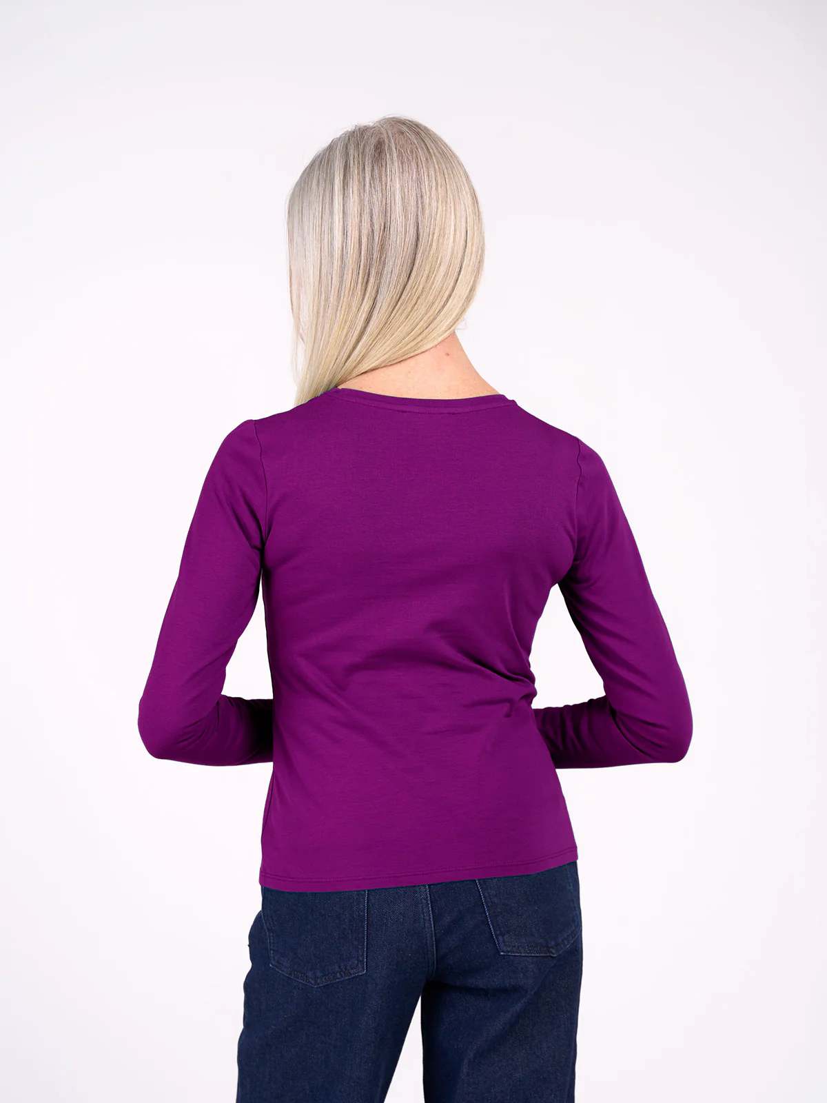 Long Sleeve Everyday V Neck - Image 2