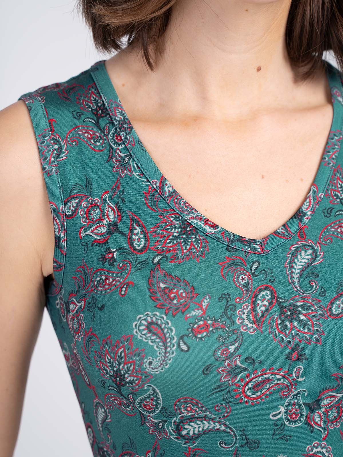 Printed Sleeveless Paisley Top - Image 12