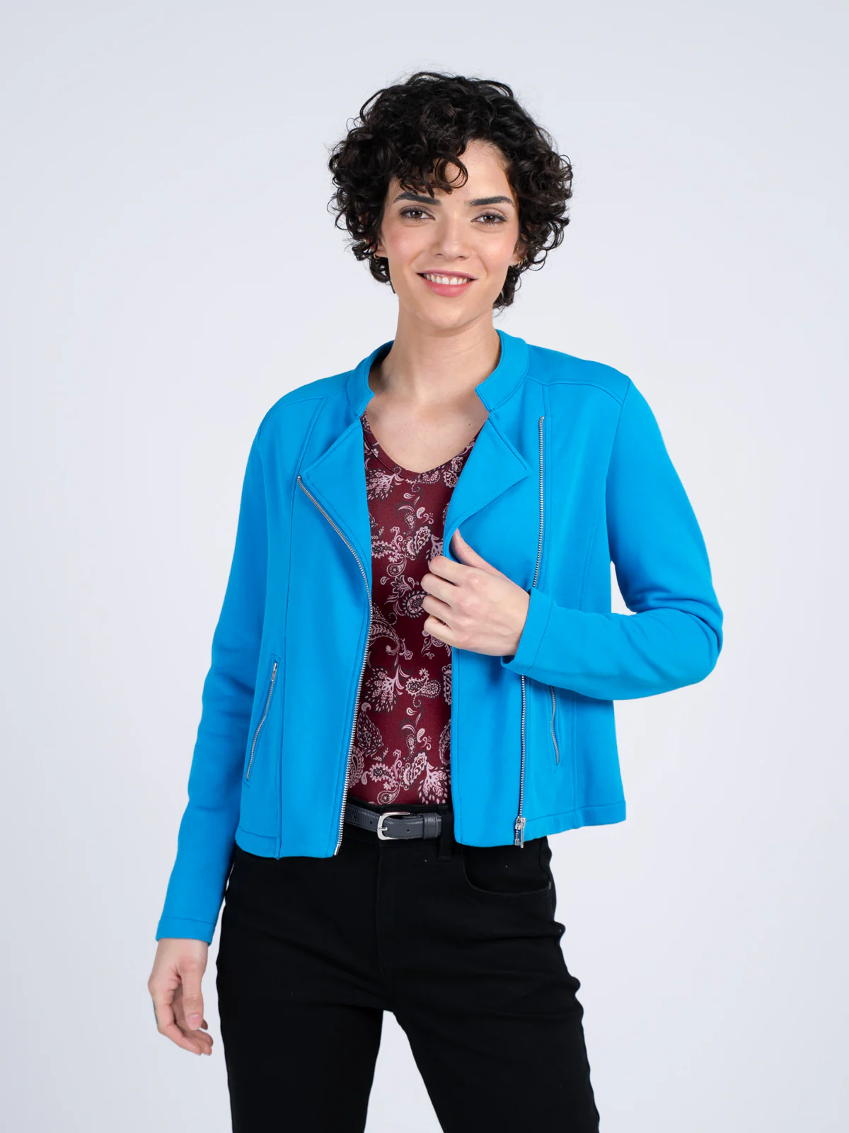 Printed Sleeveless Paisley Top - Image 15