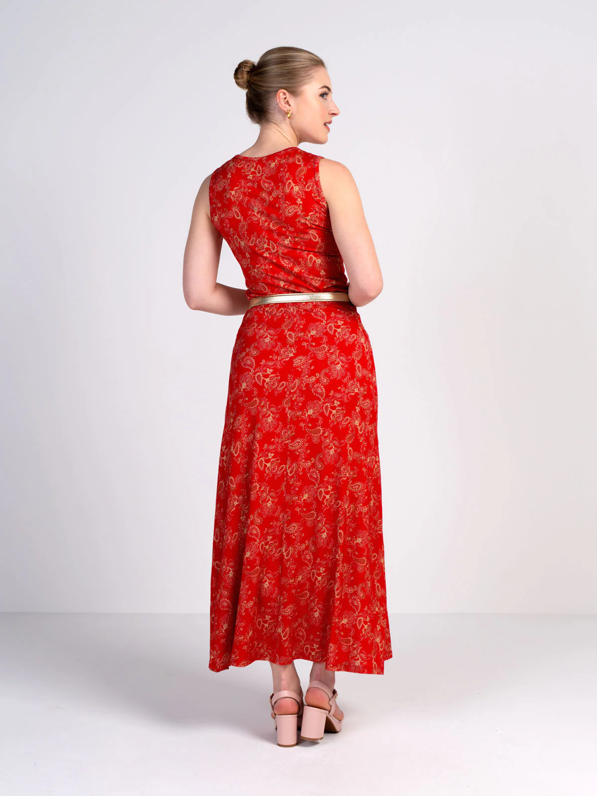 Printed Sleeveless Paisley Top - Image 6