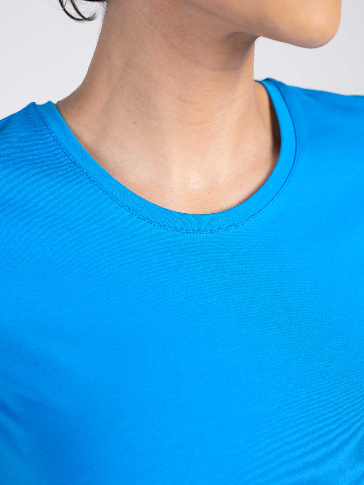 Short Sleeve Everyday Crew Neck T-Shirt - Image 11