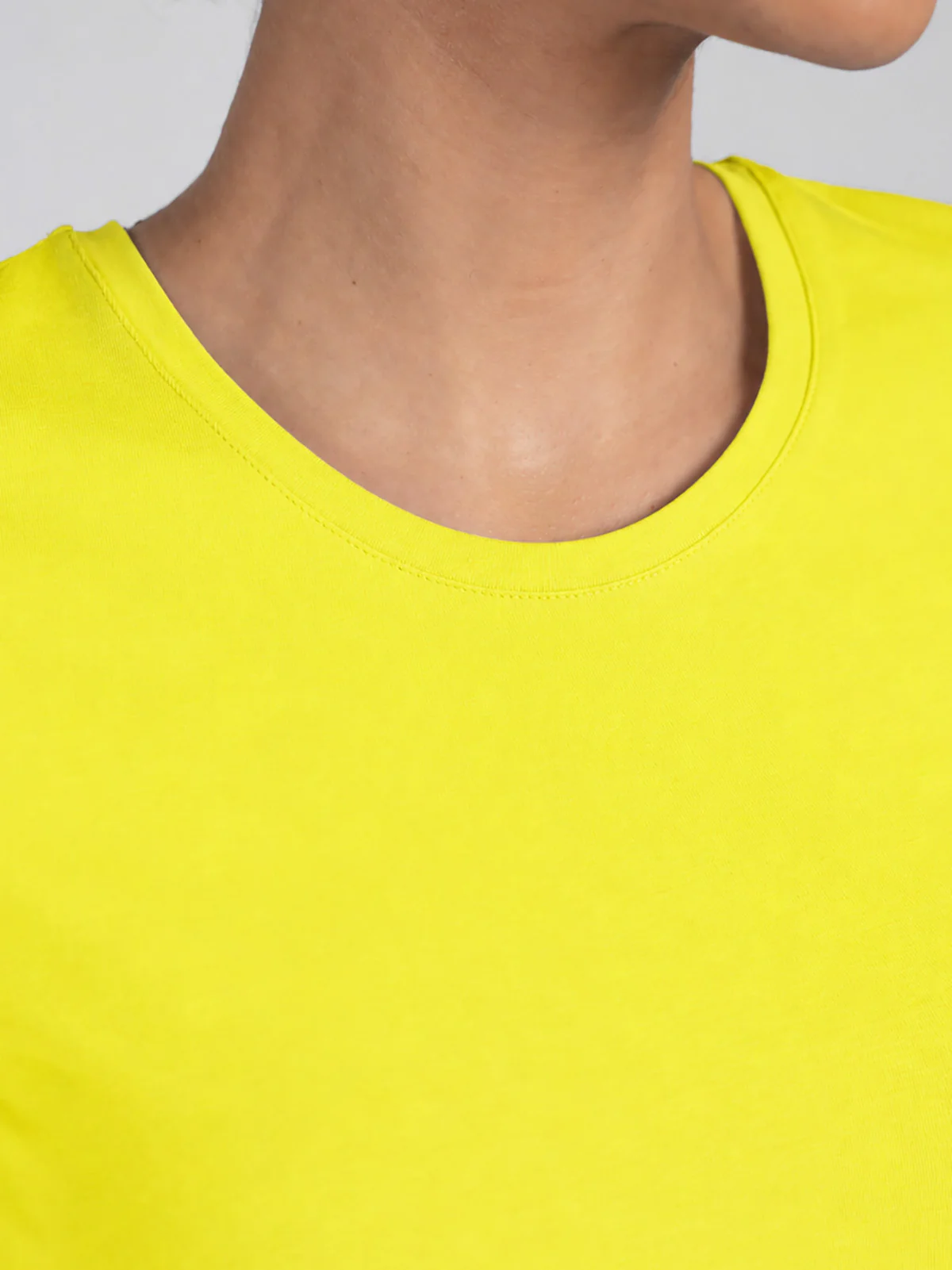 Short Sleeve Everyday Crew Neck T-Shirt - Image 28