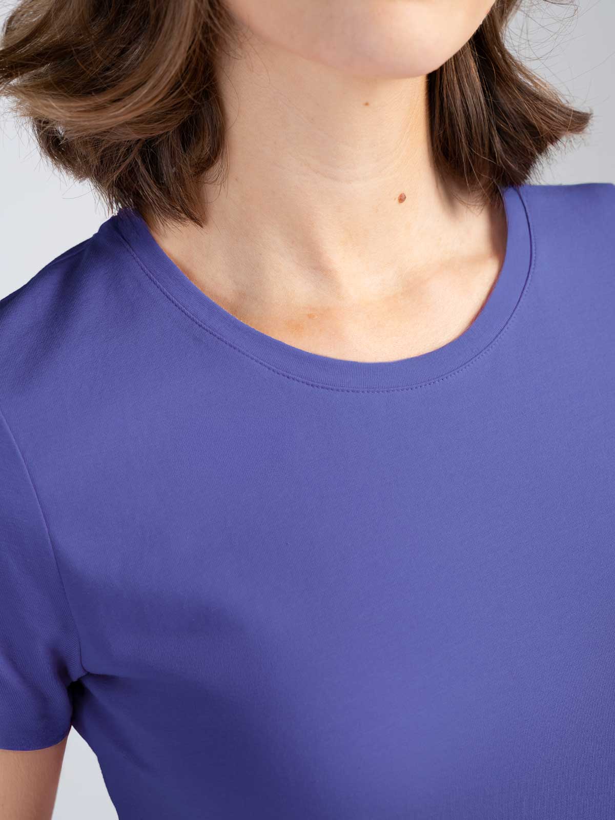 Short Sleeve Everyday Crew Neck T-Shirt - Image 32