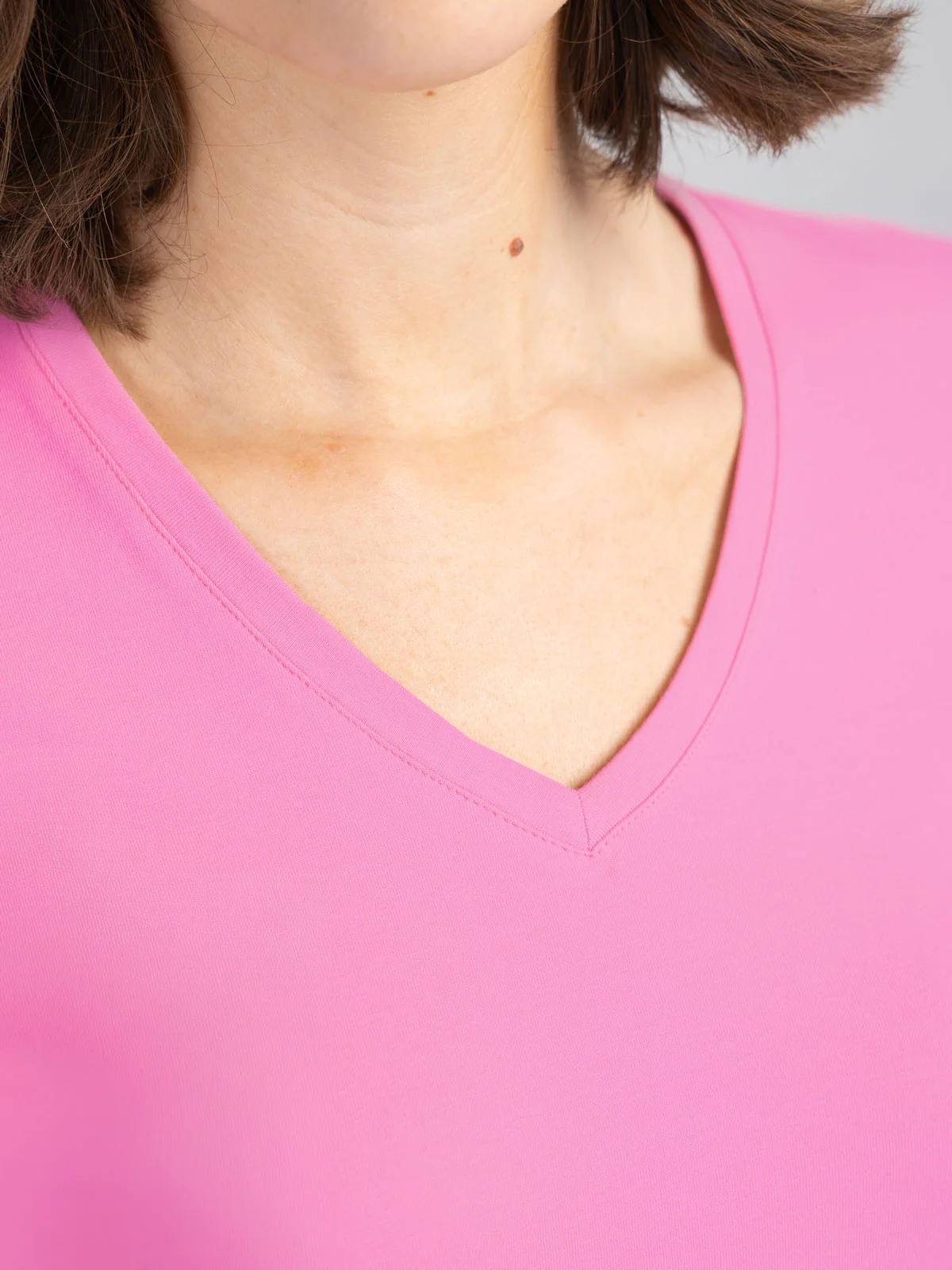 Short Sleeve Everyday V Neck T-Shirt - Image 7