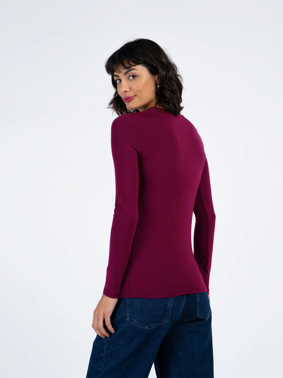 Silky Crew Neck - Image 12