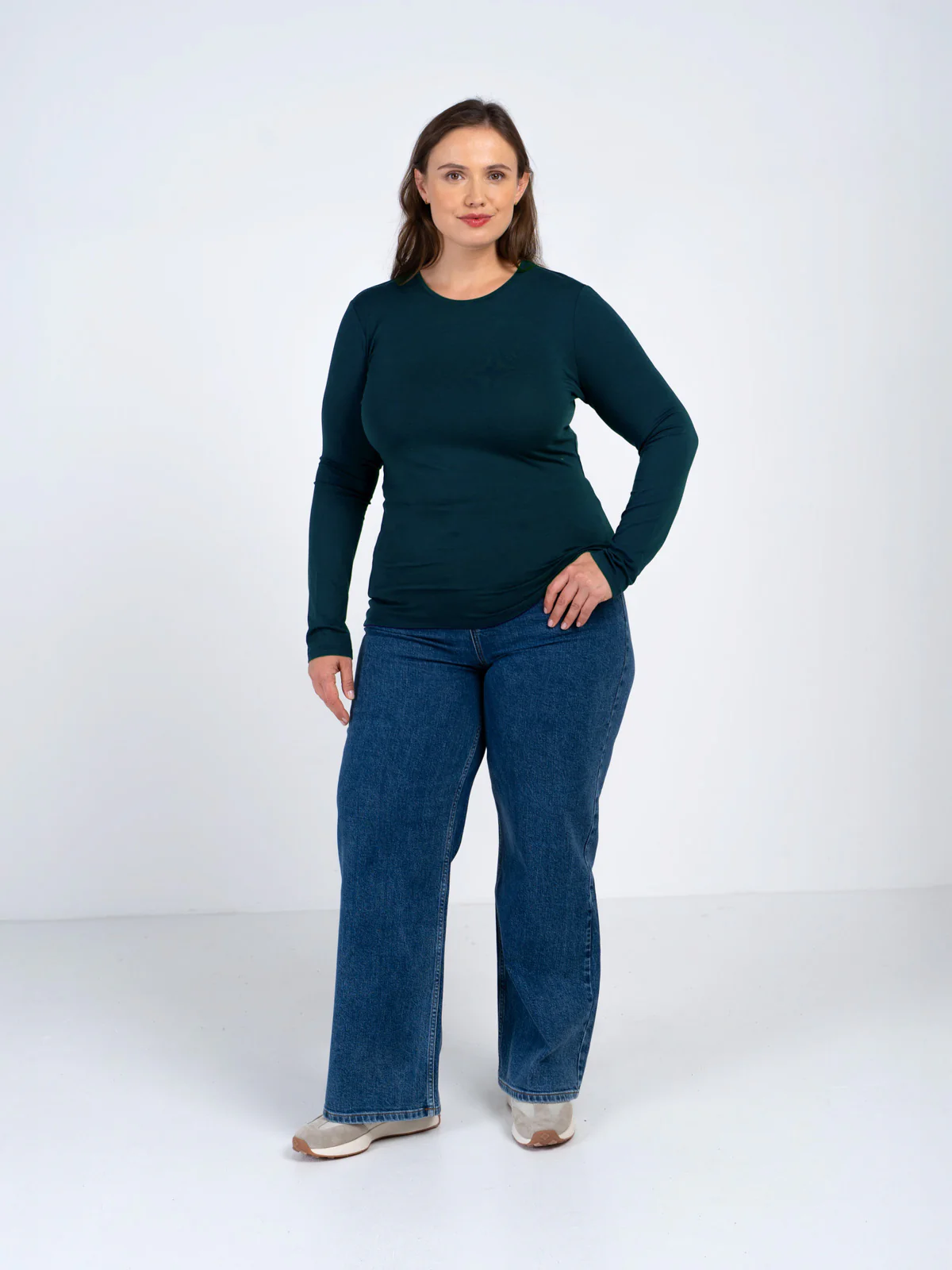 Silky Crew Neck - Image 64
