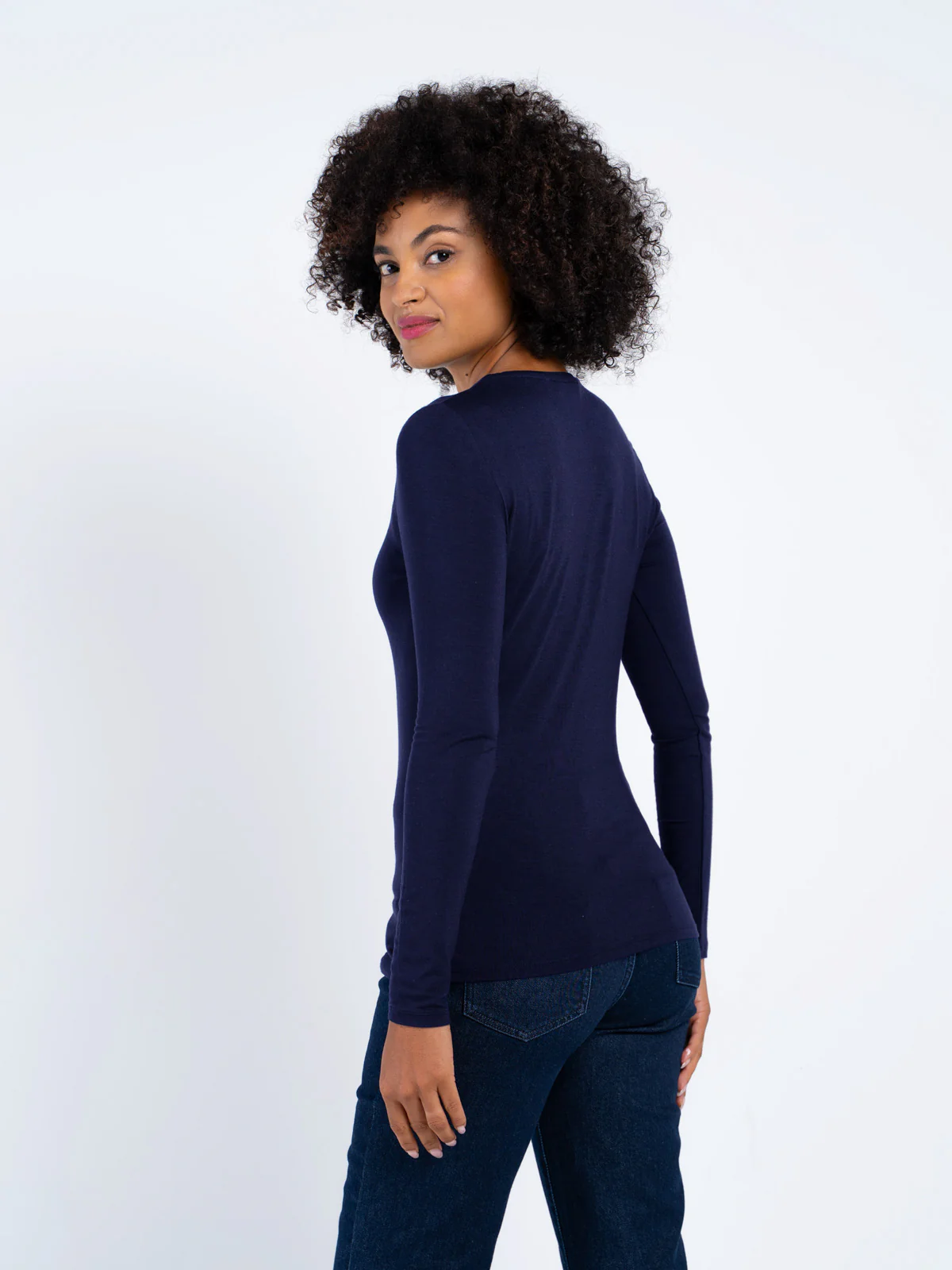 Silky Crew Neck - Image 74