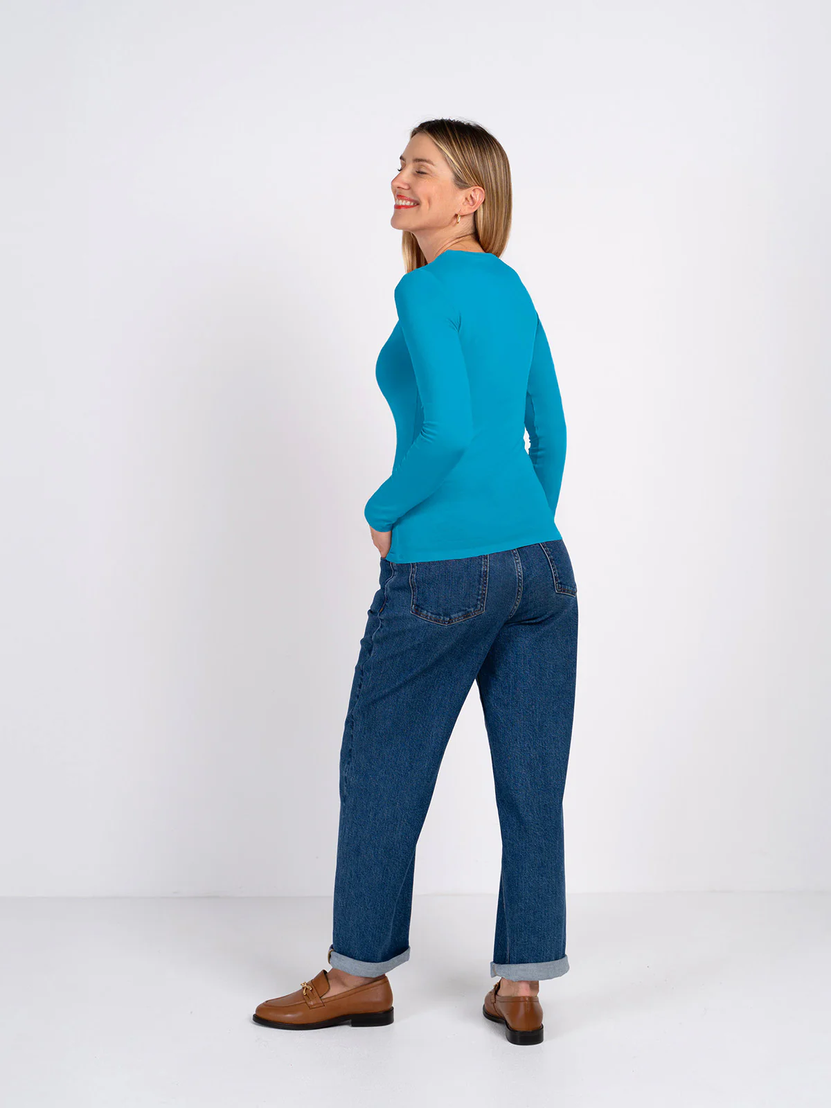 Silky Crew Neck - Image 9