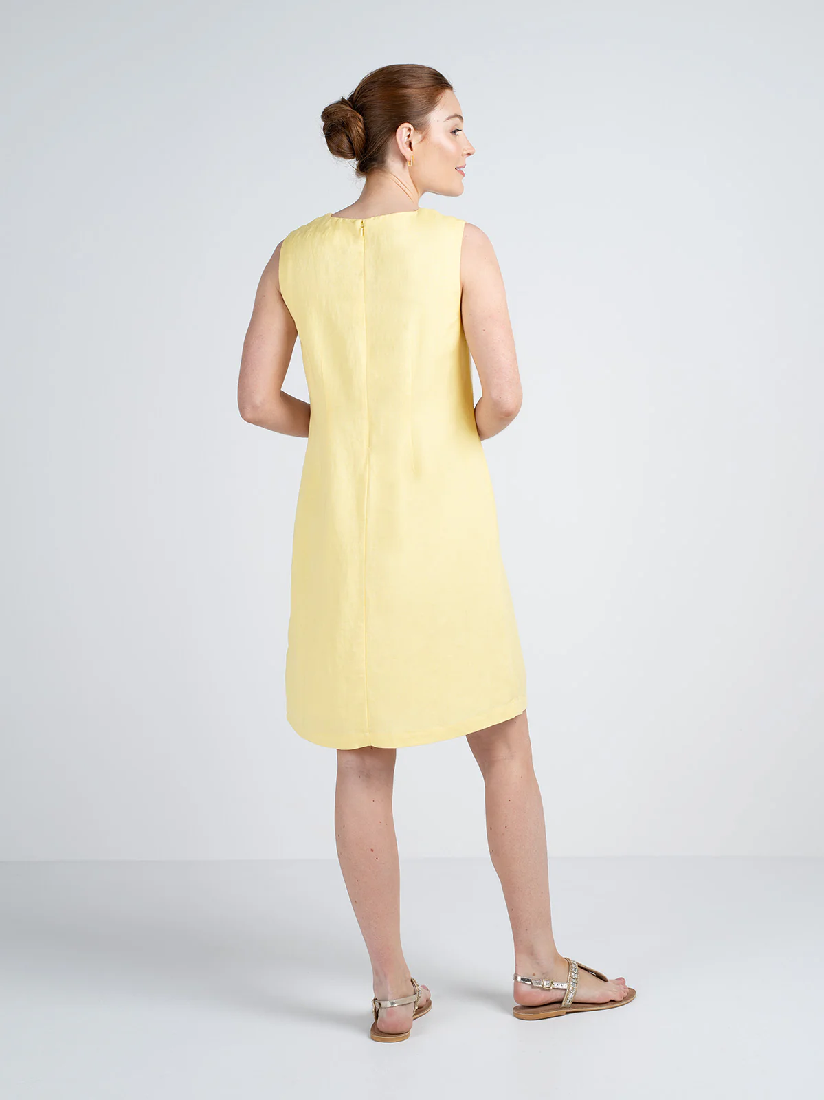 Sleeveless Linen Shift Dress - Image 17