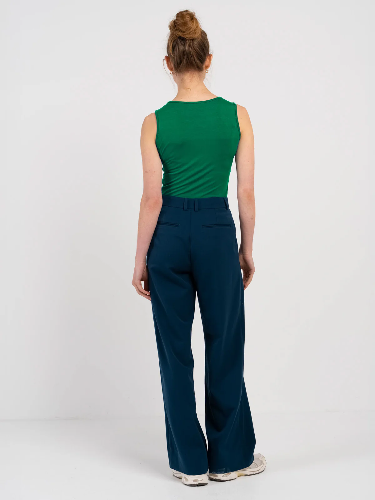 Sleeveless Soft Square Vest - Image 23